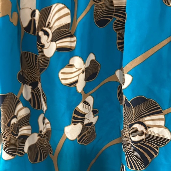 Diane von Furstenberg  SilkTurquoise Blouse w/ Puff Sleeve & Orchid Pattern - Picture 5 of 12